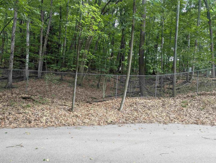 000 Peninsula Ridge Drive  Traverse City MI 49686 photo