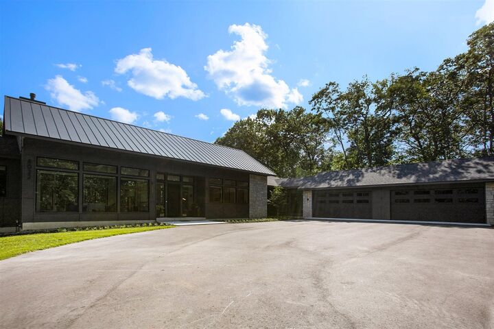 Property Photo: 6225 Wilden Ridge Drive MI 49301