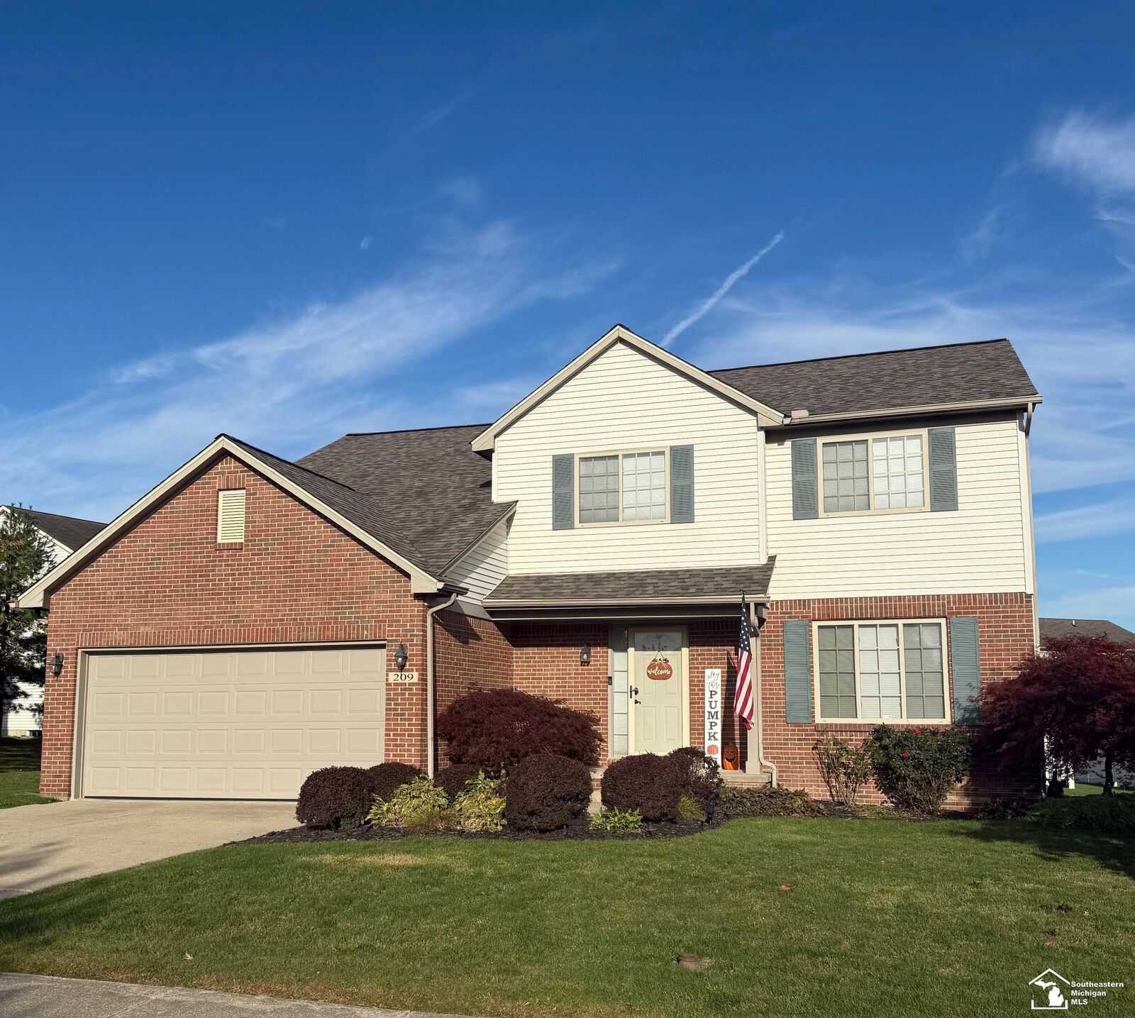 Property Photo:  209 Caribou Run Street  MI 48131-9568 