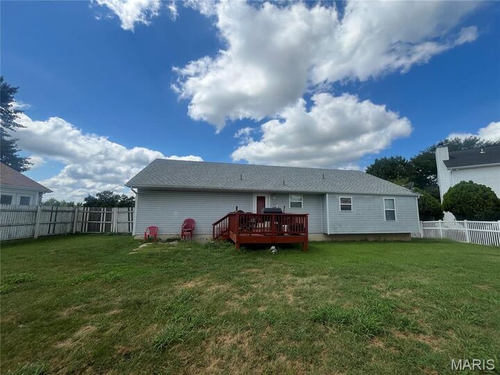 Property Photo: 104 Briarwood Drive MO 63362