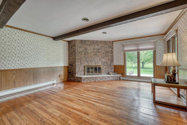 Property Photo: S13w31651 Glacier Pass WI 53018