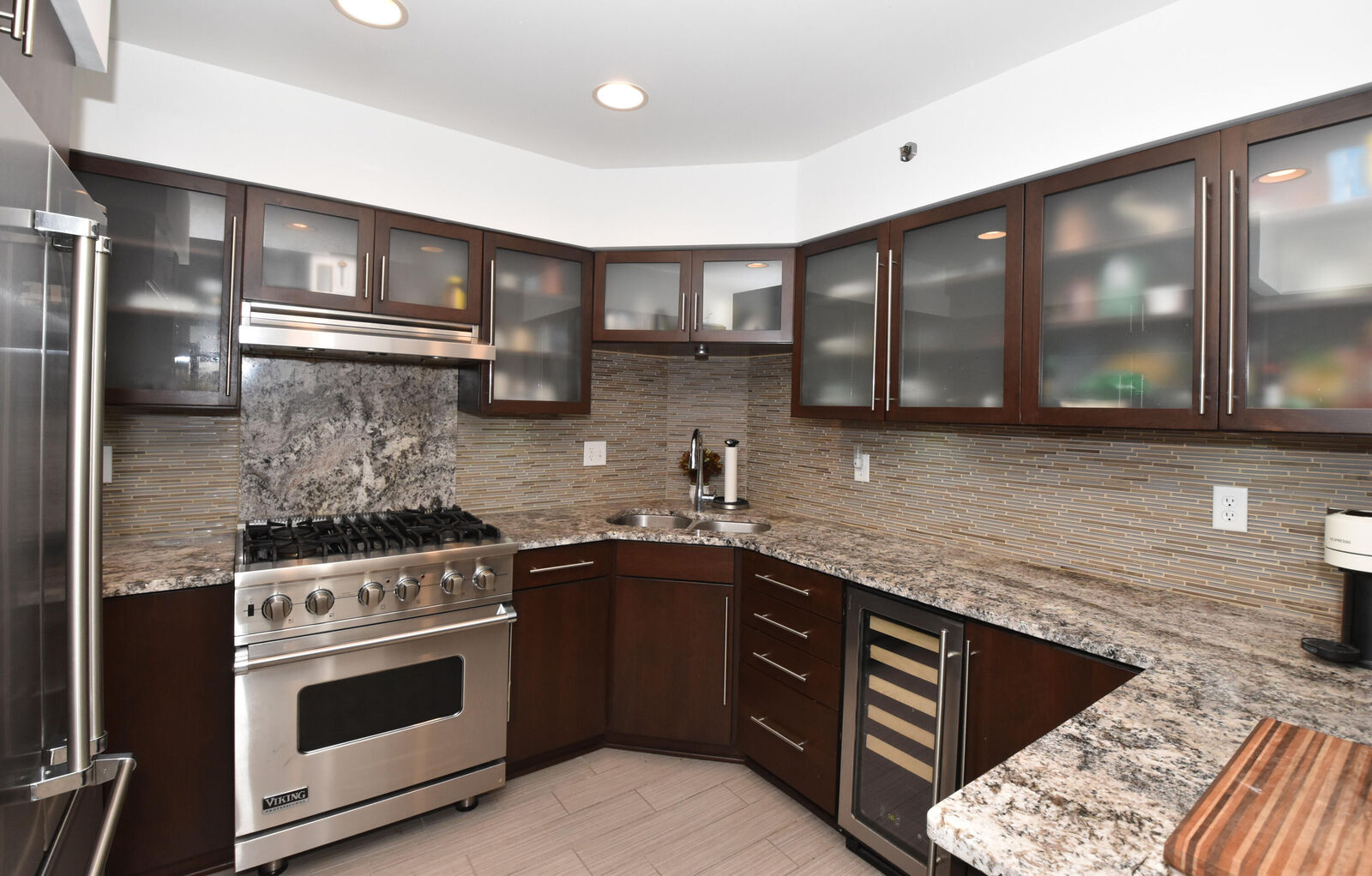 Property Photo: 35 Harborview Dr 314 WI 53403