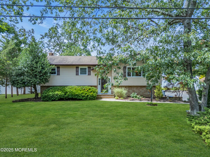 Property Photo: 533 Chelsea Street NJ 08731