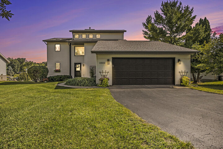 Property Photo: 10800 E Royal Road MI 49346