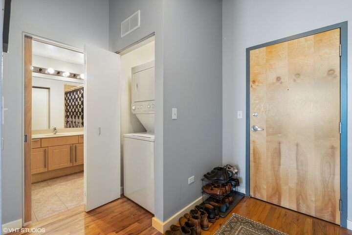 Property Photo: 1720 S Michigan Avenue 1613 IL 60616