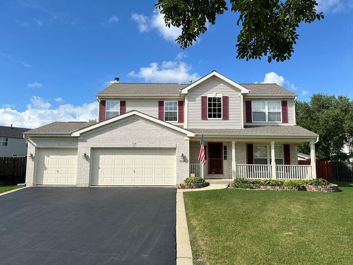 32526 Pilgrims Court  Lakemoor IL 60051 photo