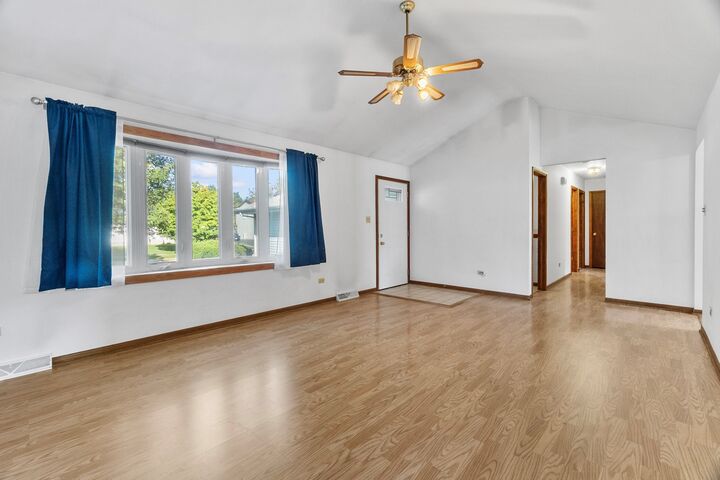 Property Photo:  1802 Maserati Drive  IL 60435 