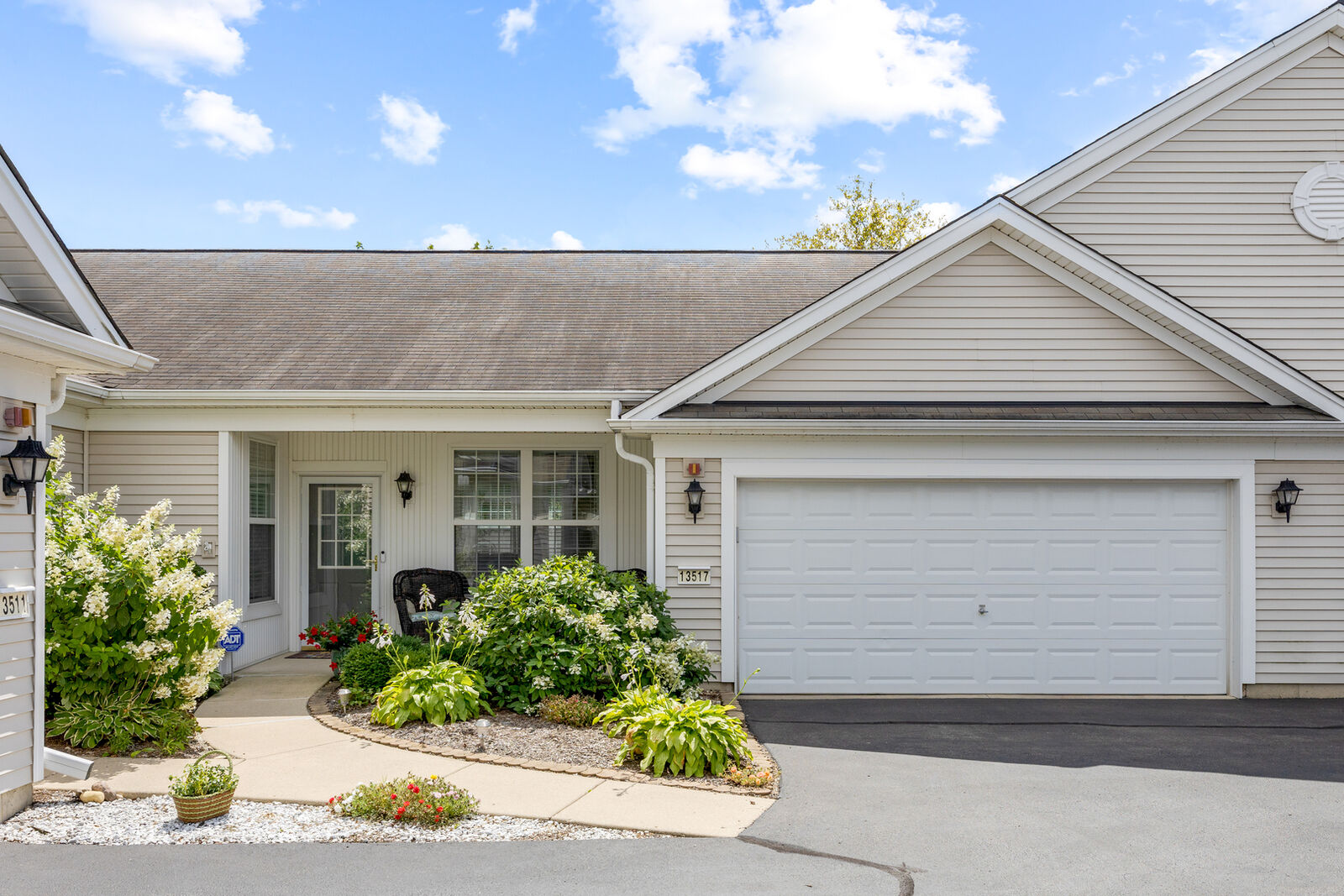 Property Photo:  13517 Hemlock Road  IL 60142 