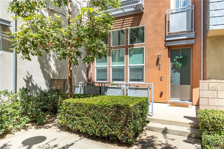 452 E Jeanette Lane  Santa Ana CA 92705 photo