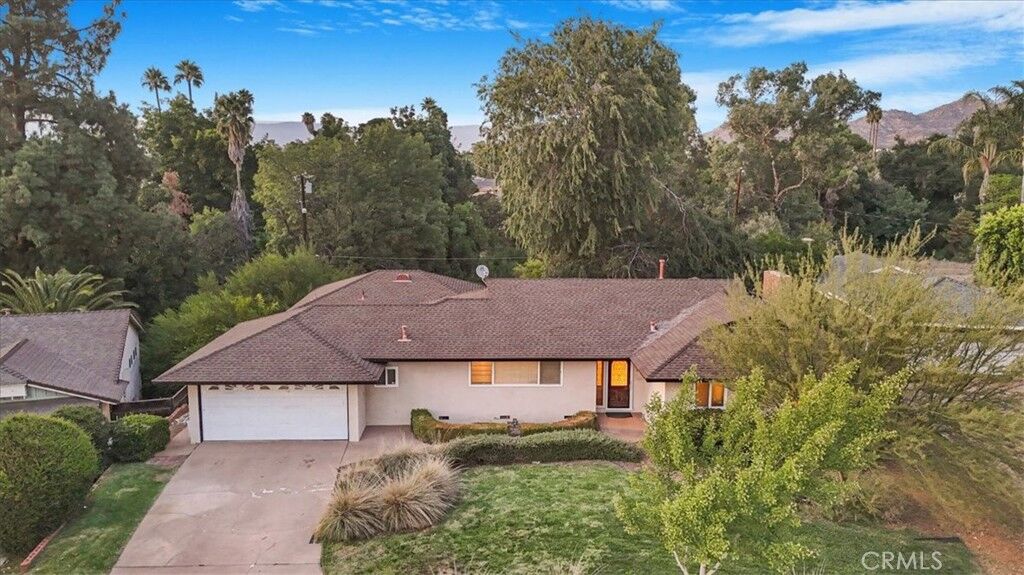 Property Photo: 1787 Prince Albert Drive CA 92507