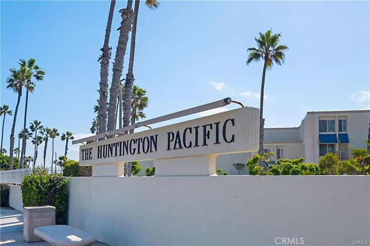 Property Photo:  711 Pacific Coast 426  CA 92648 