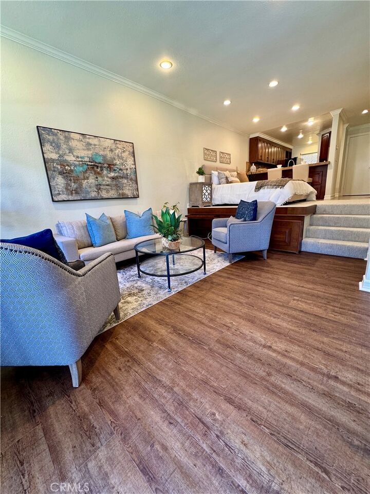 Property Photo:  5104 Marina Pacifica Drive S  CA 90803 