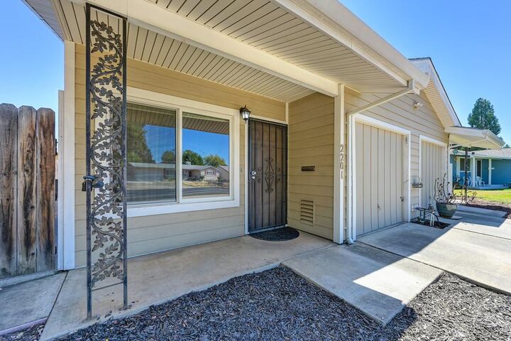 Property Photo:  2201 Zinfandel Drive  CA 95670 