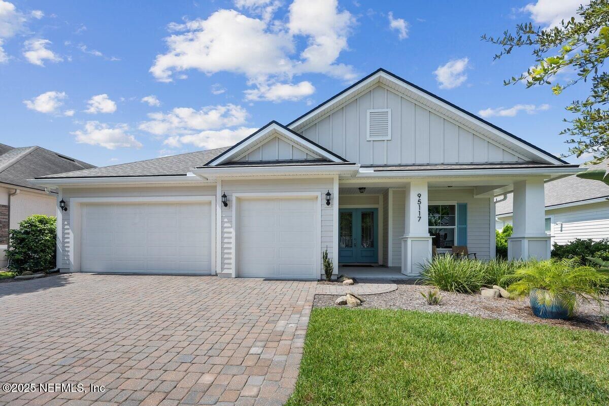 Property Photo: 95117 Poplar Way FL 32034