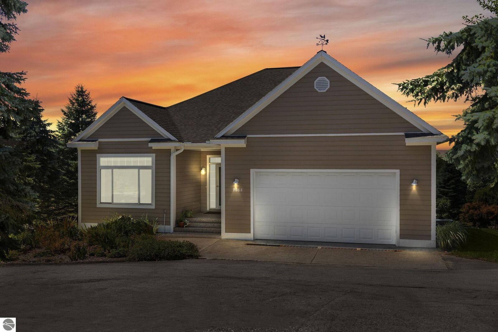 Property Photo: 5668 Golf Meadows Drive MI 49615