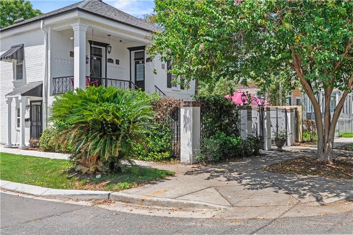 Property Photo: 7600 Burthe Street Upper LA 70118