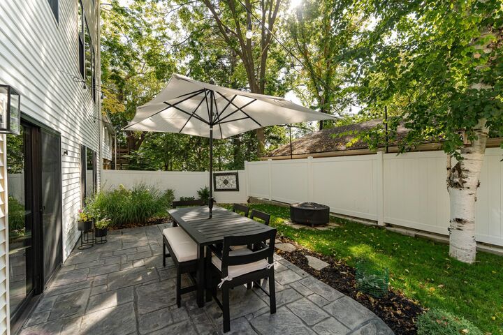Property Photo:  826 5th Street SW  MN 55902