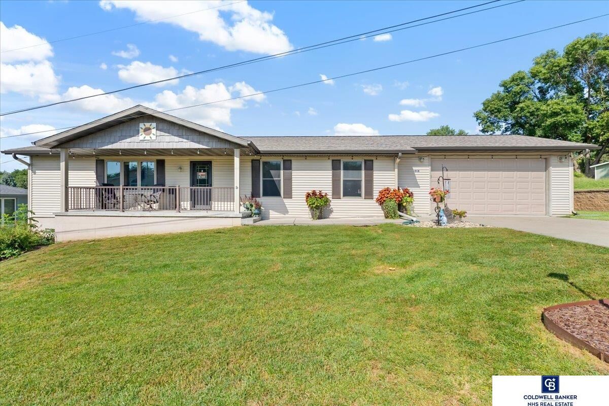 Property Photo: 1018 Skyline Drive IA 51546