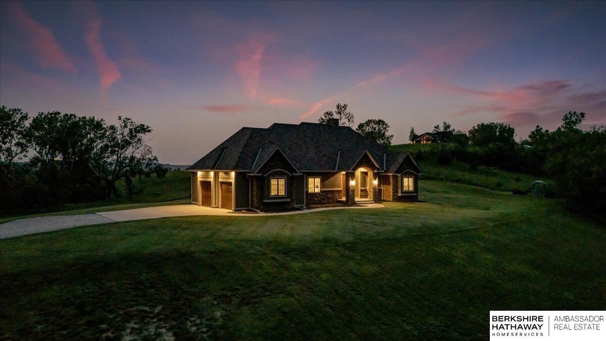 Property Photo: 7897 Co Rd P35 NE 68008