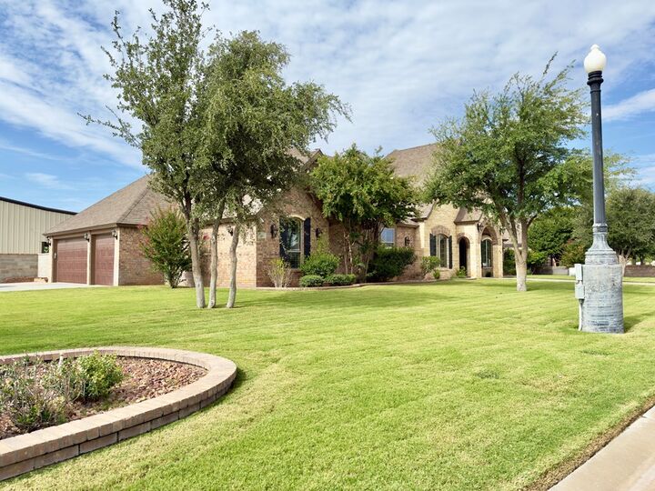 Property Photo: 46 Castle Oaks Dr TX 79765