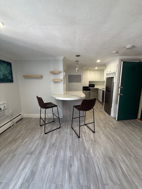 Property Photo: 210 Hillside 37 MA 02494
