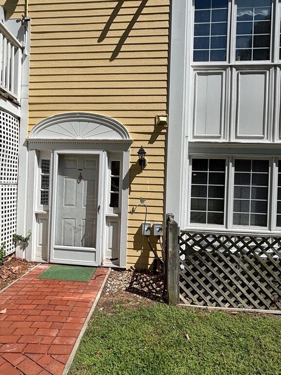 Property Photo:  1 Riverview Blvd 3-8  MA 01844 