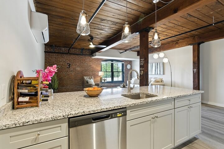 Property Photo:  55 Sterling St 314  MA 01510 