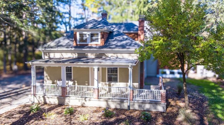 Property Photo:  98 Union St  MA 02356