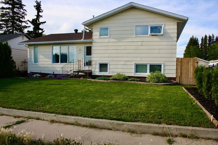 Property Photo: 223 3rd Avenue E SK S0M 2T0