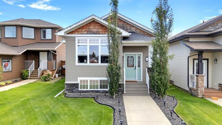 69 Bowman Circle  Sylvan Lake AB T4S 0H9 photo
