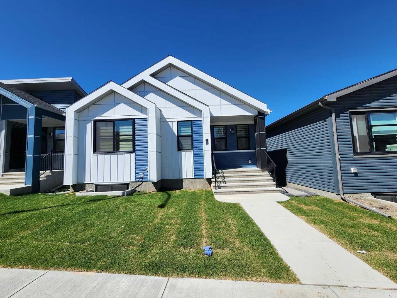 Property Photo: 73 Herron Common NE AB T3P 2L1