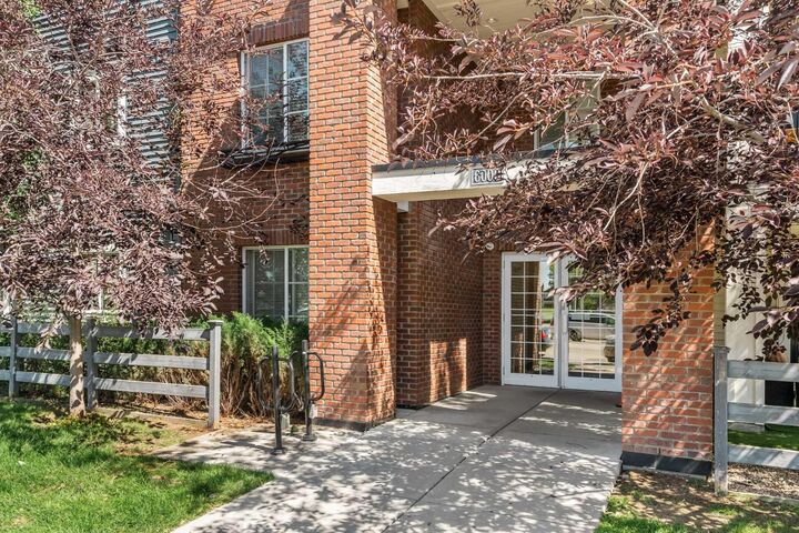 Property Photo: 755 Copperpond Boulevard SE 6206 AB T2Z 4R2
