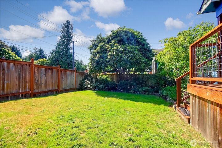Property Photo: 8605 Wallingford Avenue N WA 98103