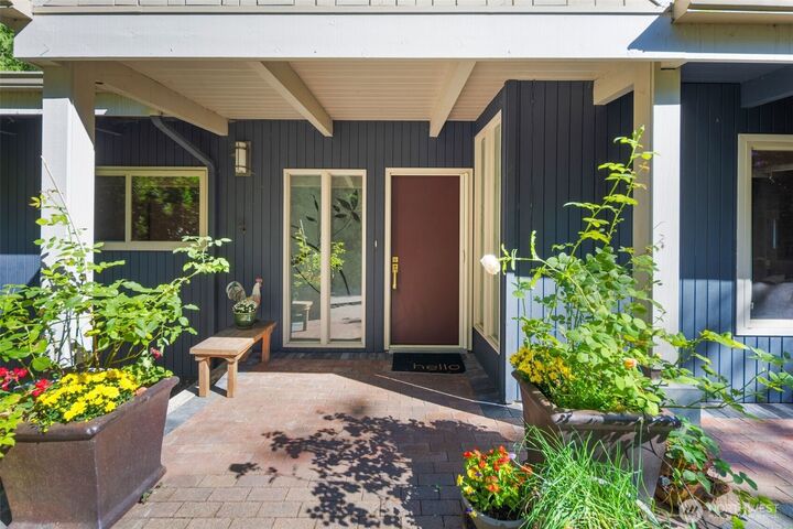 Property Photo: 12815 NE Fourth Place WA 98005
