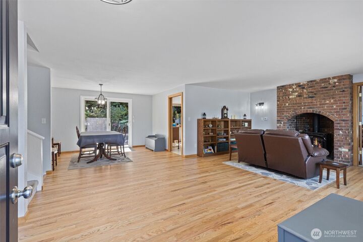 Property Photo:  4108  Seneca Drive  WA 98273 