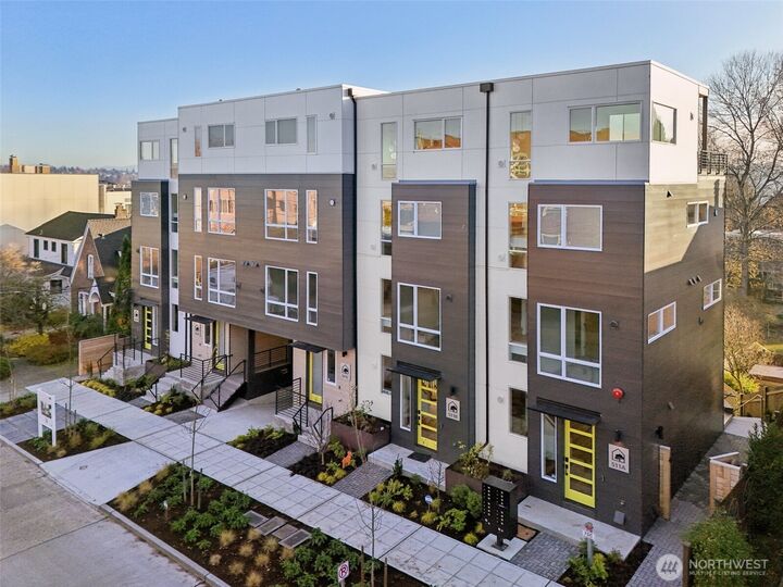 511  Howe Street B  Seattle WA 98109 photo
