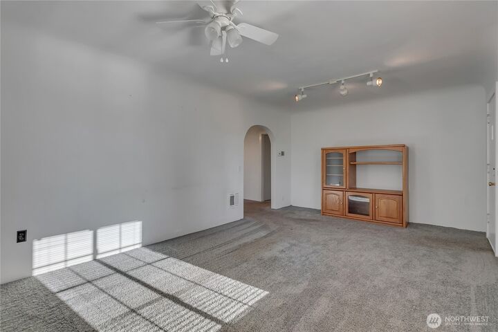 Property Photo: 3136 Academy Drive SE WA 98092