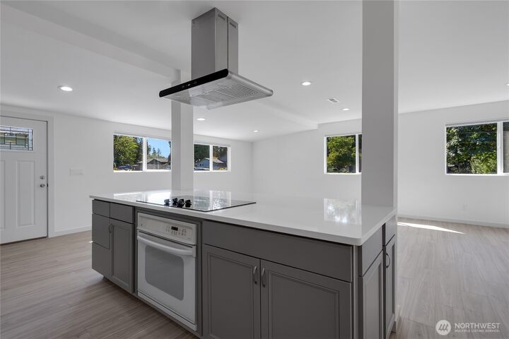 Property Photo:  7203  126th Street E  WA 98373 