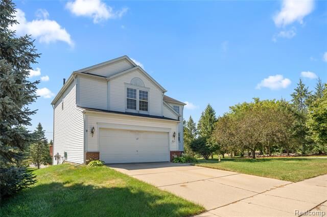 Property Photo: 1474 Pebble Beach Drive MI 48340