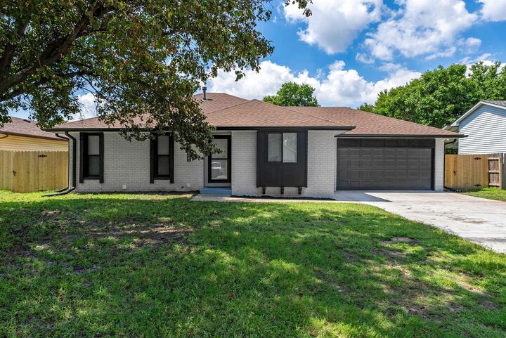 2525 S Capri Ln  Wichita KS 67210 photo
