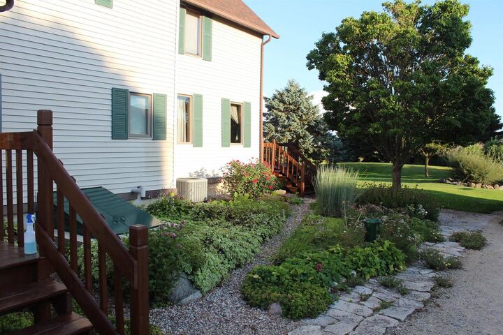 Property Photo: N7075 County Road De WI 53916