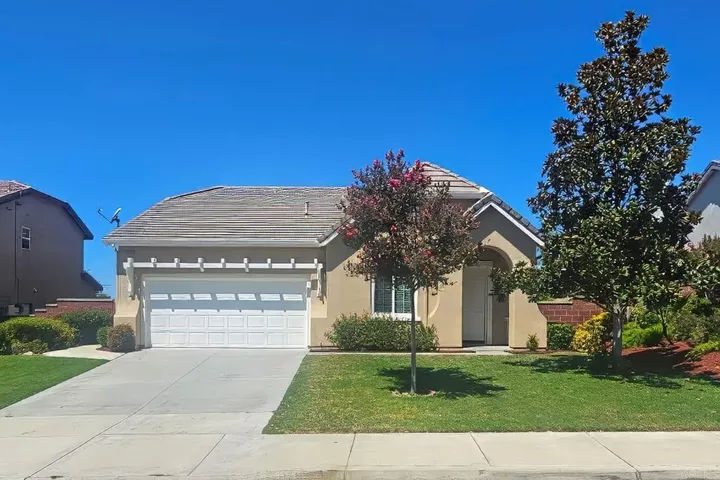 Property Photo:  30516 Carousel Lane  CA 92563