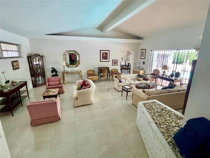Property Photo: 1535 Mercado Ave FL 33146