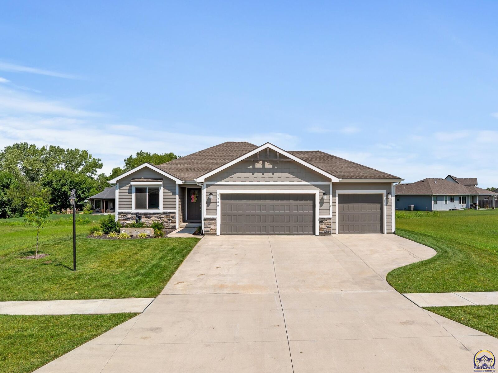 Property Photo: 7700 SW 24th Ter KS 66614