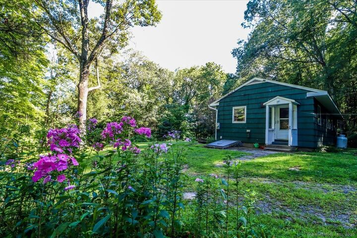 Property Photo:  15 Connelly Road  CT 06776 