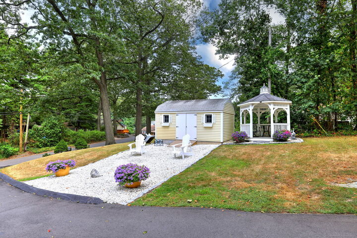 Property Photo: 80 Phipps Drive CT 06516