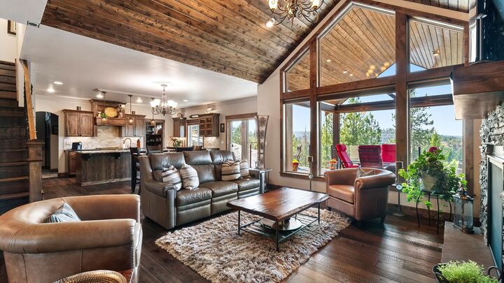 Property Photo: 14113 N Copper Canyon Ln WA 99208