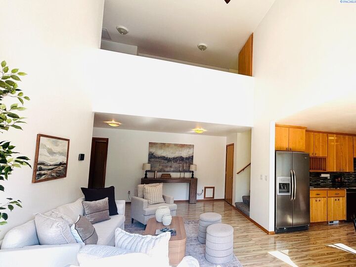 Property Photo:  9505 Sturgis Road  WA 99301 