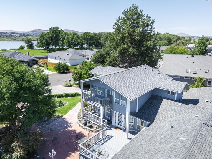 Property Photo: 9505 Sturgis Road WA 99301
