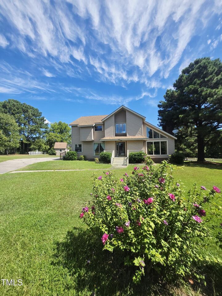 Property Photo: 841 Short Spoon Circle NC 27804